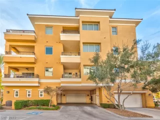 Photo #1: 2542183 Listing