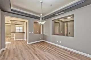 Photo #3: 2542183 Listing