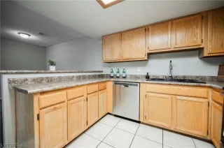 Photo #5: 2542190 Listing 