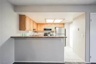 Photo #6: 2542190 Listing 