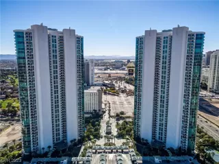 Photo #1: 2542203 Listing