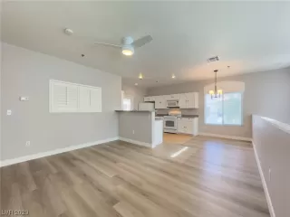 Photo #1: 2542220 Listing