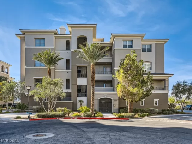 MLS: 2542226 Condo For Sale