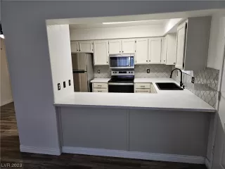 Photo #4: 2542244 Listing 