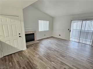 Photo #5: 2542244 Listing 