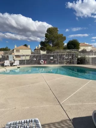 Photo #2: 2542294 Listing 