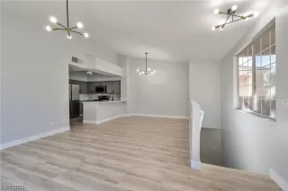 Photo #4: 2542320 Listing 