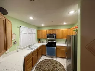 Photo #2: 2542342 Listing 