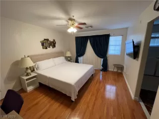 Photo #4: 2542342 Listing 