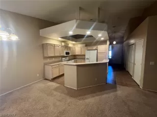 Photo #5: 2542346 Listing 