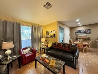 Photo #5: 2542364 Listing 