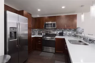 Photo #2: 2542371 Listing 