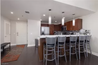 Photo #3: 2542371 Listing 