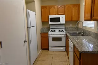Photo #4: 2542375 Listing 