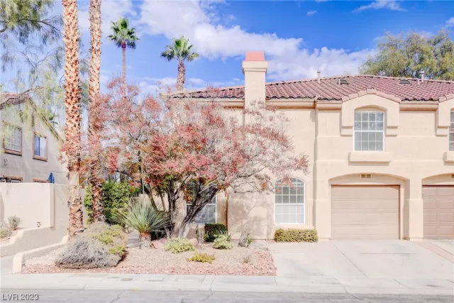 MLS: 2542381 Condo For Sale