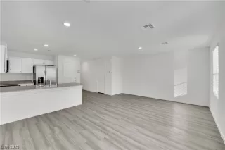 Photo #4: 2542383 Listing 