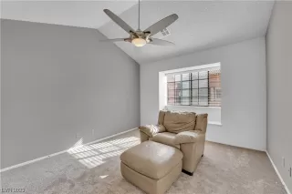 Photo #5: 2542409 Listing 