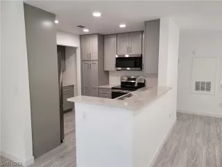 Photo #6: 2542441 Listing 