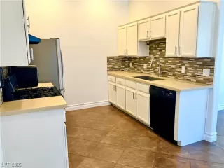 Photo #5: 2542454 Listing 