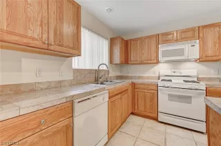 Photo #6: 2542469 Listing 