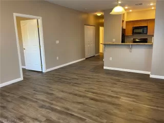 Photo #4: 2542480 Listing 