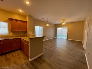 Photo #6: 2542480 Listing 