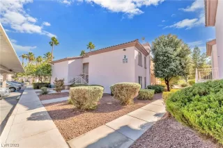 Photo #1: 2542484 Listing 