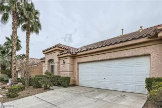 Photo #2: 2542523 Listing