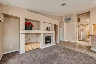 Photo #5: 2542523 Listing