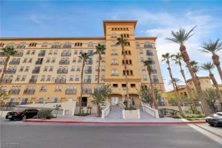 Photo #2: 2542537 Listing