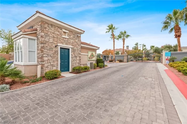 MLS: 2542544 Condo For Sale