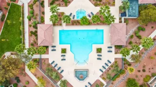 Photo #4: 2542544 Listing