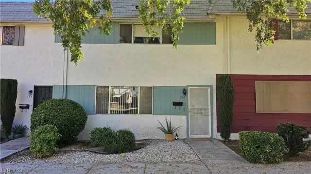 MLS: 2542585 Condo For Sale