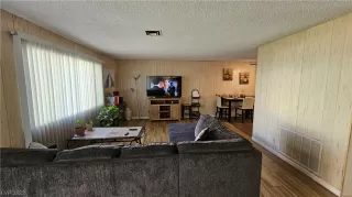 Photo #4: 2542585 Listing 