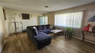Photo #6: 2542585 Listing 
