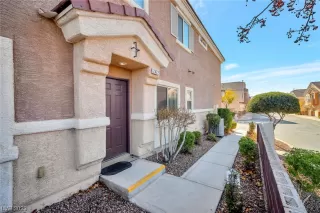 Photo #2: 2542599 Listing