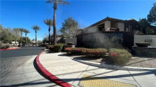 Photo #1: 2542616 Listing