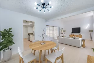 Photo #2: 2542641 Listing