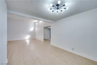 Photo #6: 2542641 Listing