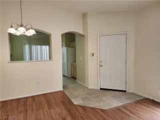 Photo #2: 2542645 Listing 