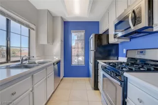 Photo #5: 2542669 Listing 