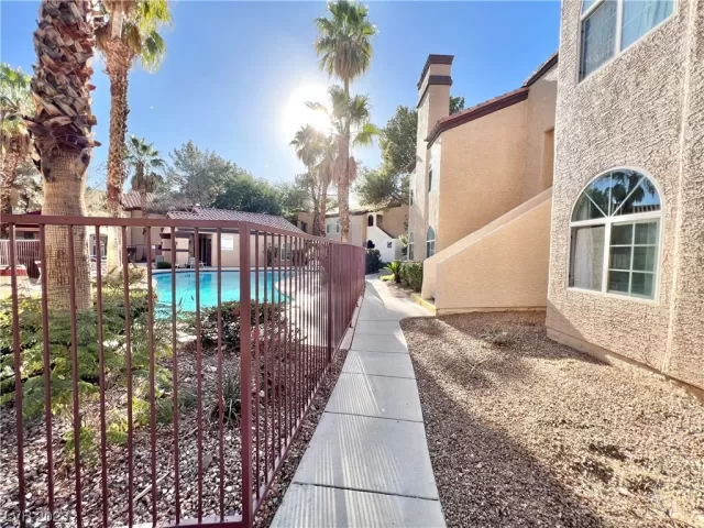 MLS: 2542681 Condo For Sale