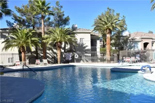 Photo #2: 2542688 Listing 
