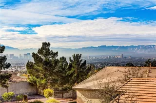Photo #4: 2542690 Listing 