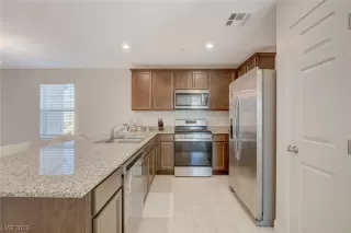 Photo #2: 2542694 Listing 