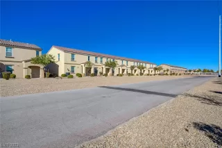 Photo #5: 2542694 Listing 