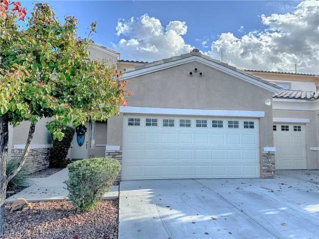 MLS: 2542721 Condo For Sale