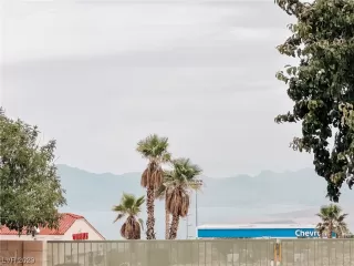 Photo #4: 2542721 Listing