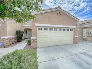 Photo #6: 2542721 Listing