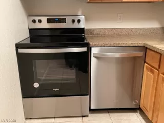 Photo #6: 2542725 Listing